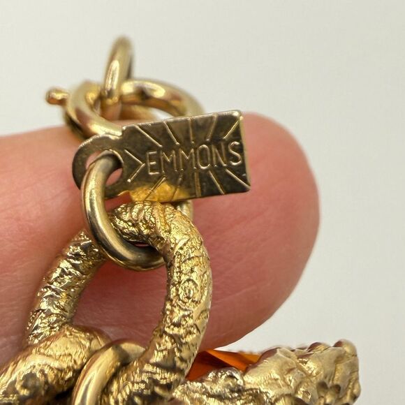 Vintage Emmons gold tone metal and glass "charm" bracelet! - Picture 10 of 14